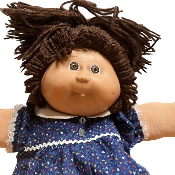Cabbage Patch Kids Other - Cabbage Patch Kids Vintage Doll With Brown Yarn Hair & Blue Dress